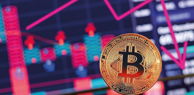 🚀 Bitcoin rompe su techo: supera los USD 120.000 y marca un nuevo hito histórico